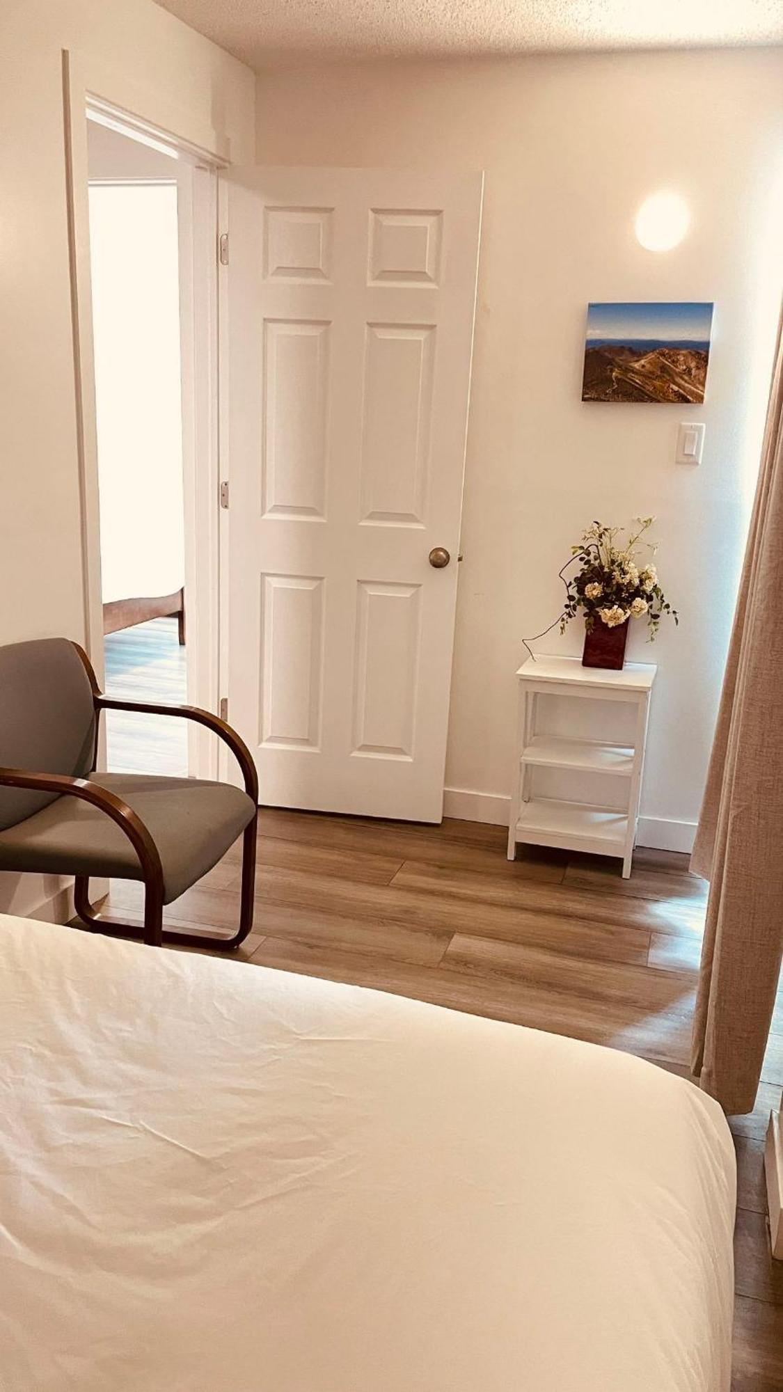 #202 Cozy Mountain View 2 Bedrooms In Dt Canmore Eksteriør billede