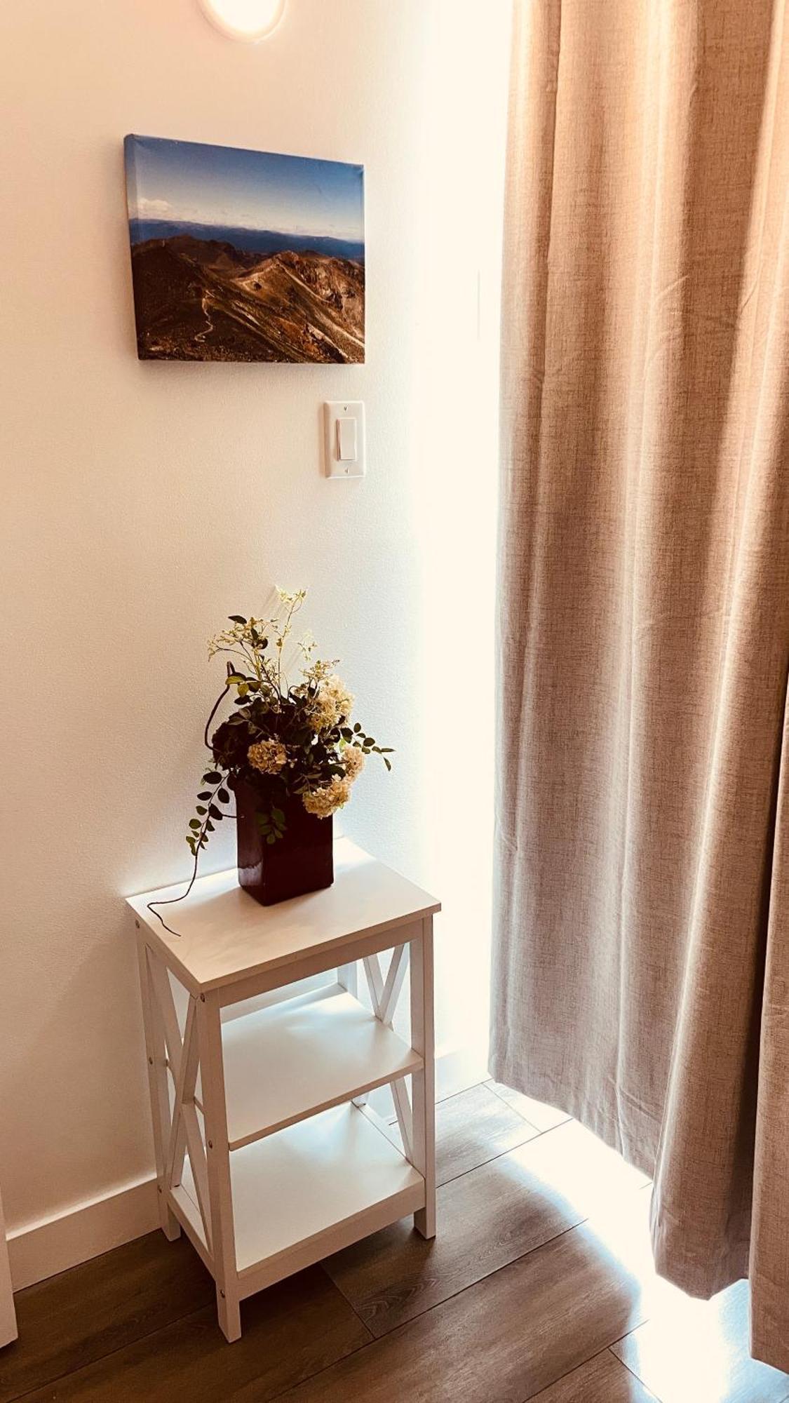 #202 Cozy Mountain View 2 Bedrooms In Dt Canmore Eksteriør billede